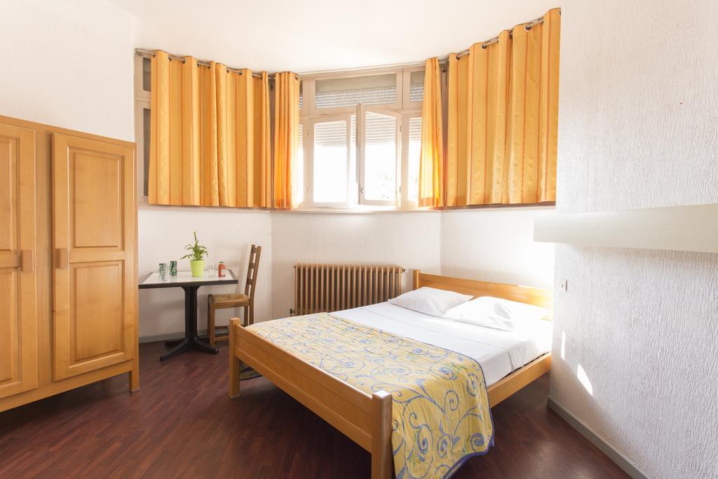 Village Vacances Le Lion De Mer Saint-Raphael  Luaran gambar