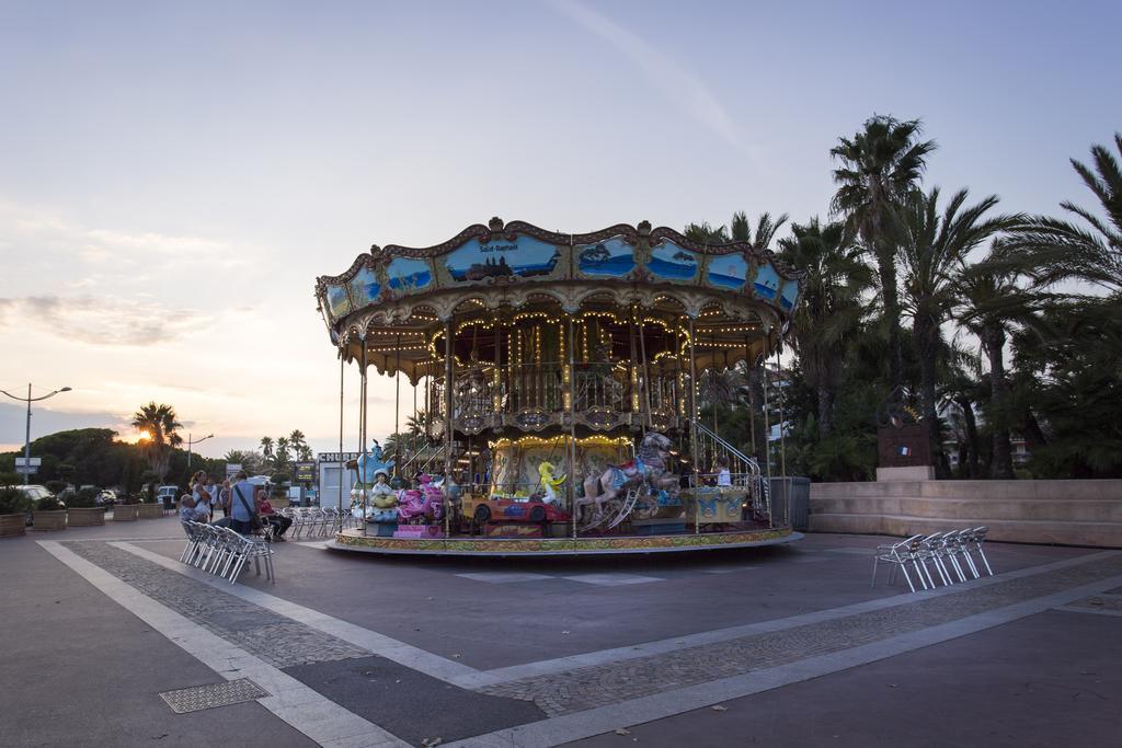 Village Vacances Le Lion De Mer Saint-Raphael  Luaran gambar